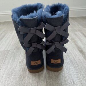 UGG BAILEY BOW II WOMEN SHORT BOOTS SUEDE NAVY Blue US 11 UK 7.5 EU 42 NEW NWOB